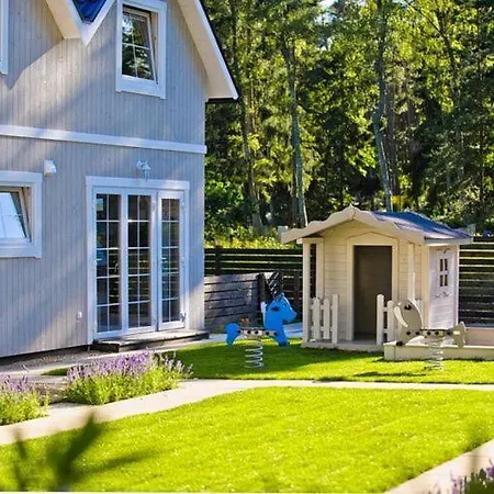 Prázdninový dům Modern, Two-story Holiday Houses For 5 People, Pobierowo